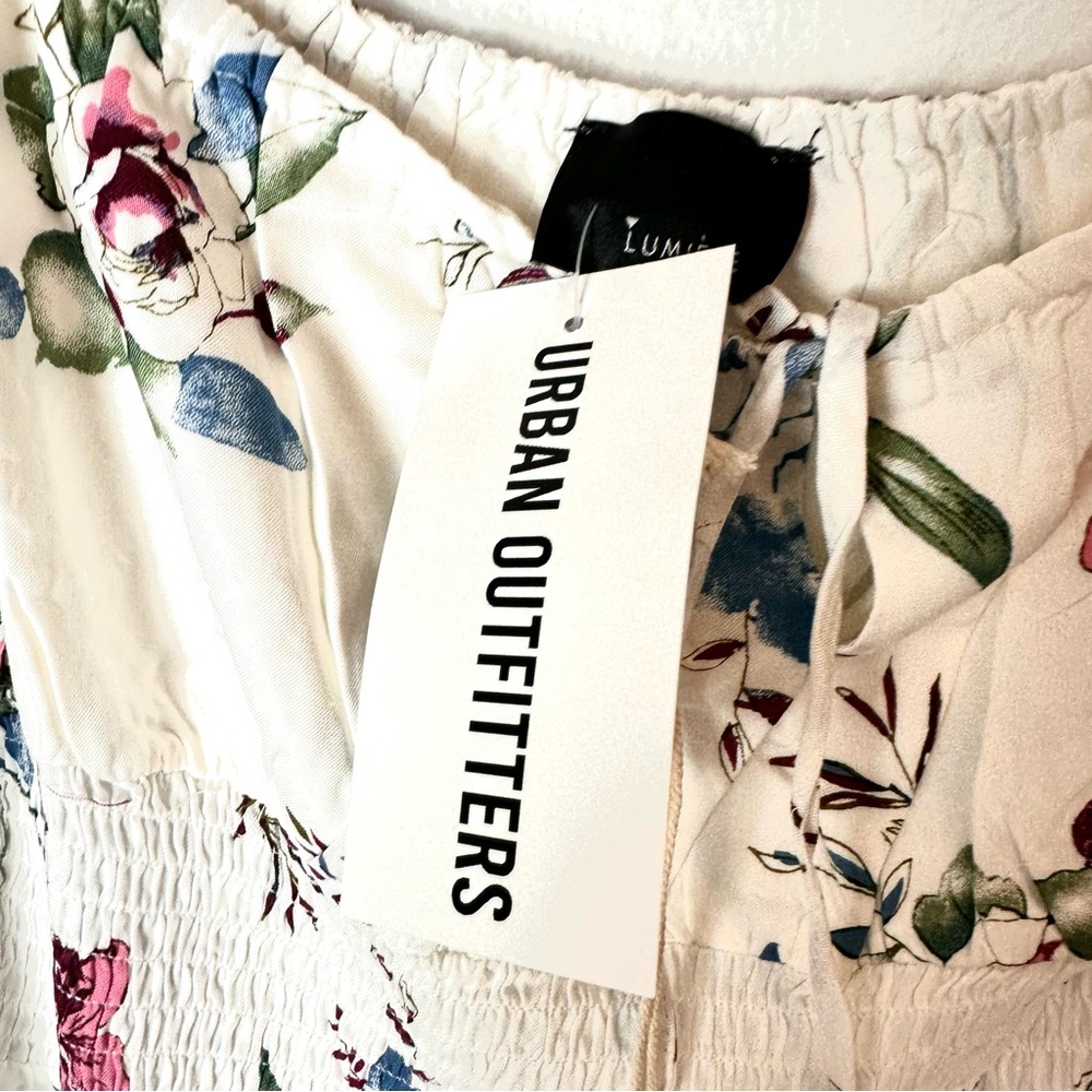 NWT Urban Outfitters White Floral Long Sleeve Smocked Waist Ruffle Hem Mini Dres - Picture 4 of 6